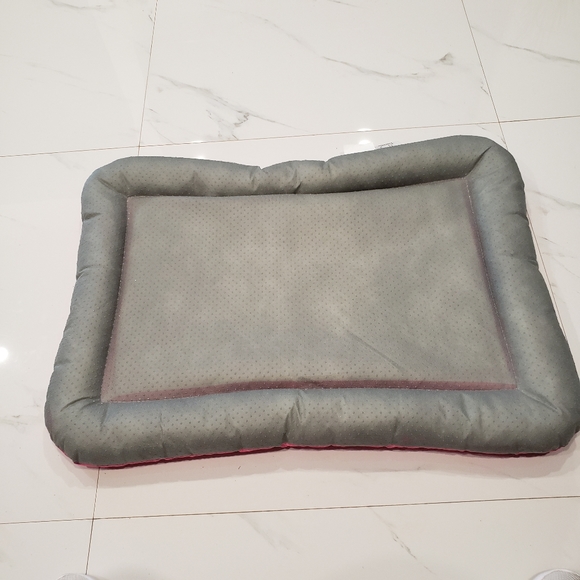 💞SOLD💞Paw Friends Pet Bed - Picture 7 of 7
